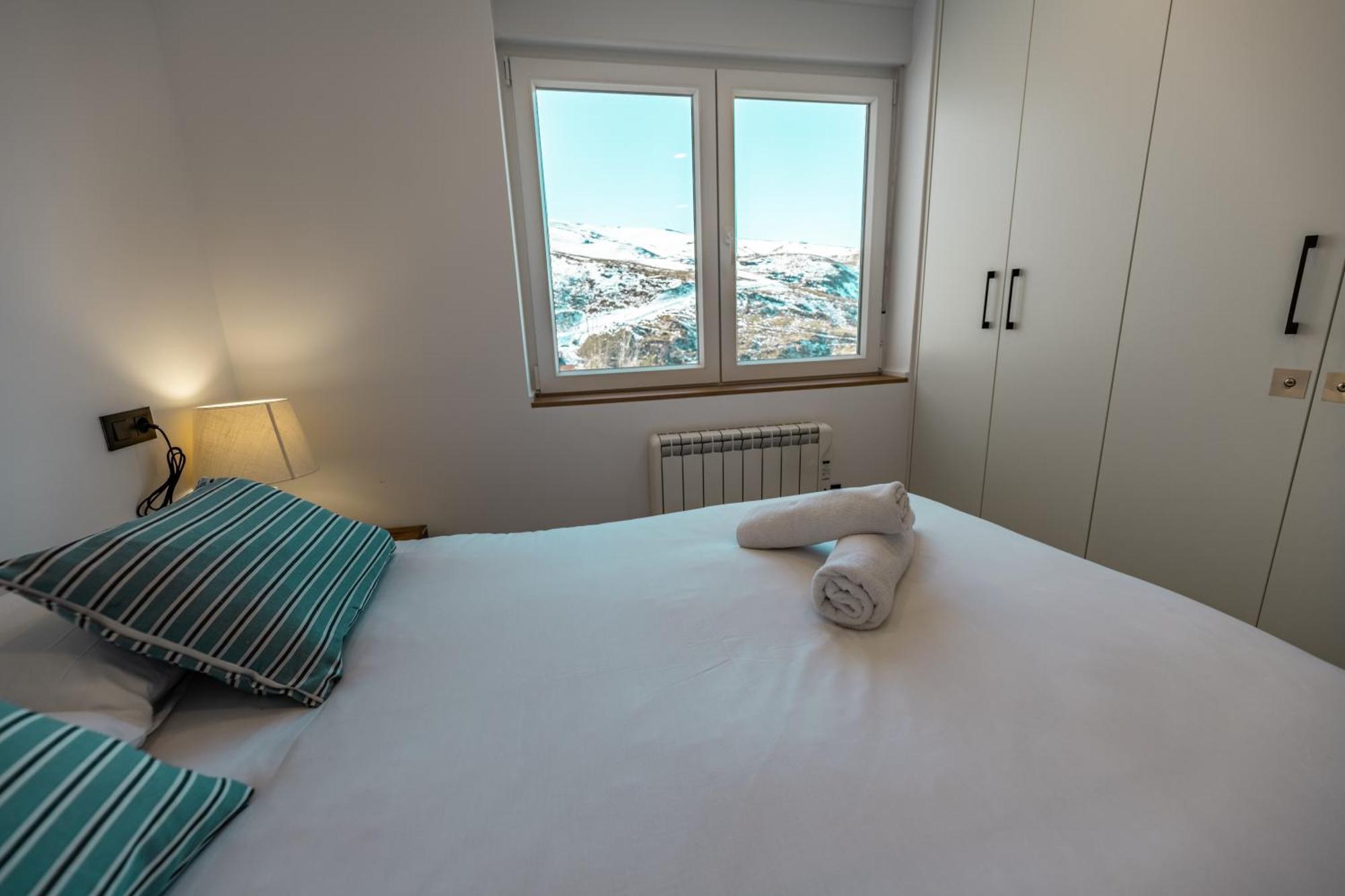 Luxury Refurnished Apartment With Private Parking Close To Ski Slopes Sierra Nevada Eksteriør billede
