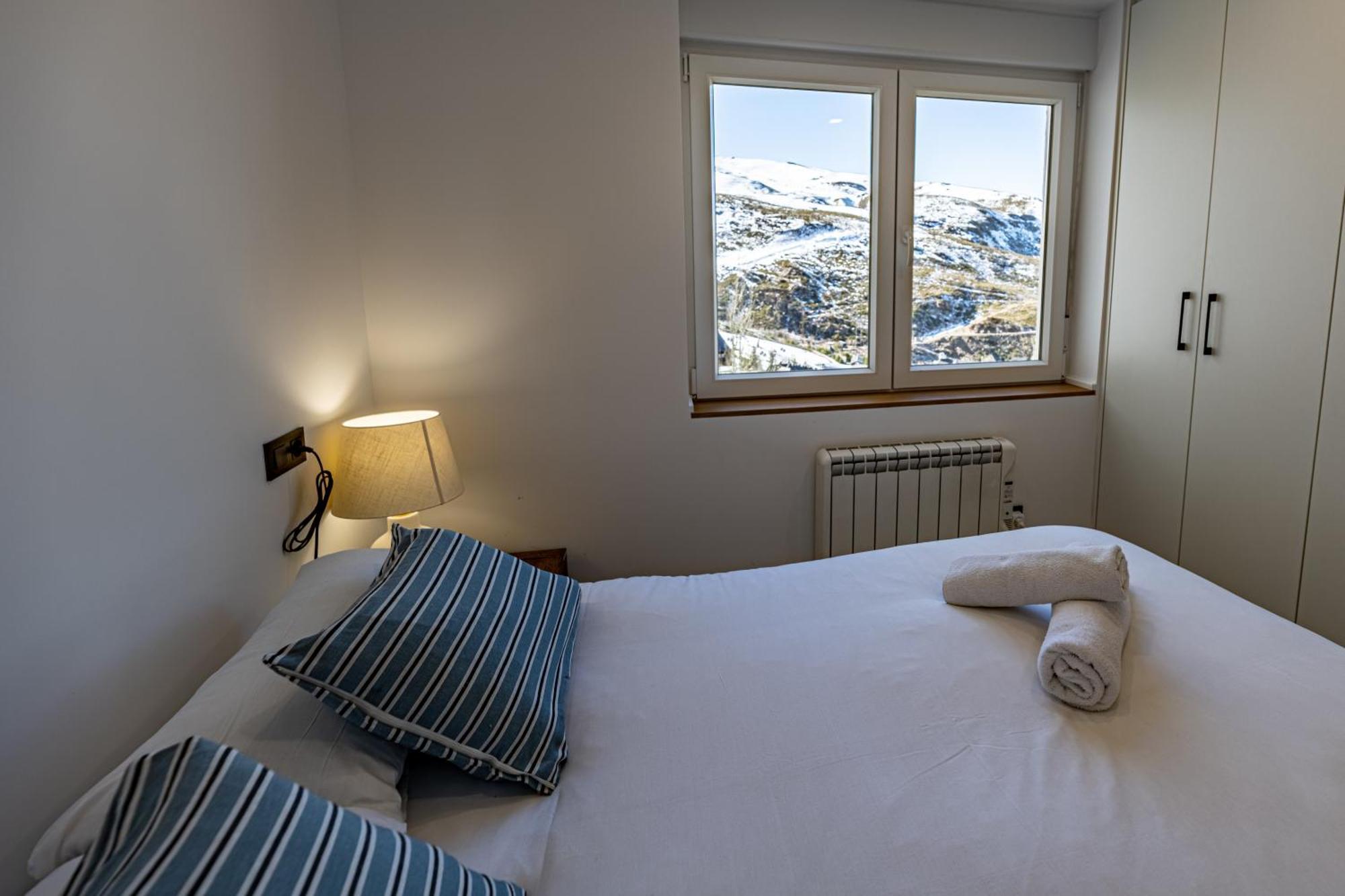 Luxury Refurnished Apartment With Private Parking Close To Ski Slopes Sierra Nevada Eksteriør billede